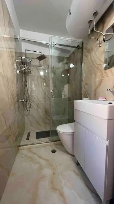 Apartament 63 ° Bs Garda Tirana